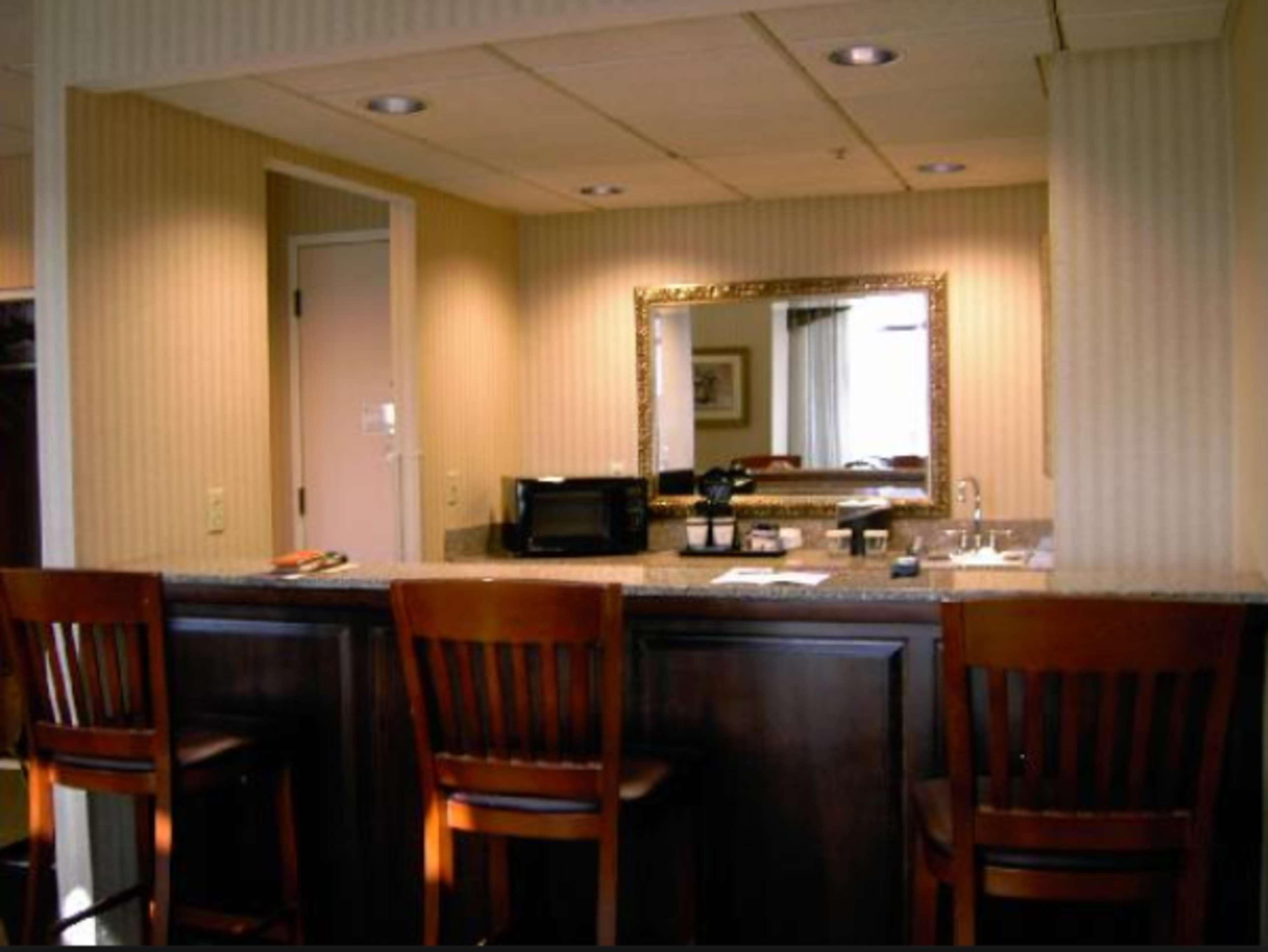 Doubletree Suites By Hilton Hotel Columbus Downtown Extérieur photo